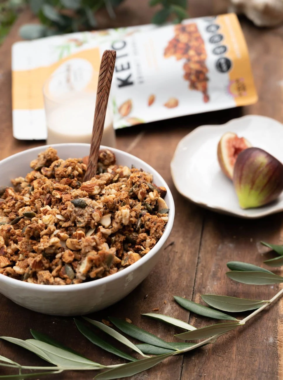 The Monday Food Co Keto Gourmet Granola Crunchy Roast Almond & Cardamon - Image 3